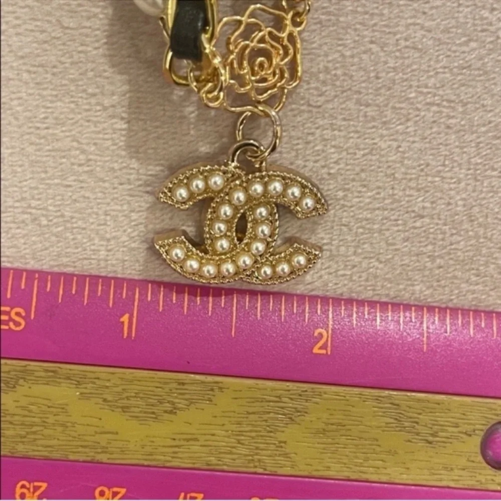 Chanel Gold and Black Chain Necklace with Pearl Accents - Picture 9 of 10